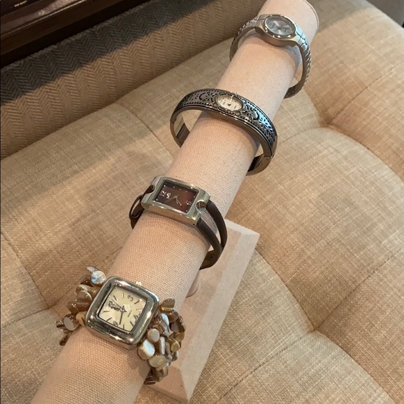 Bundle of 4 women’s watches - Picture 7 of 9